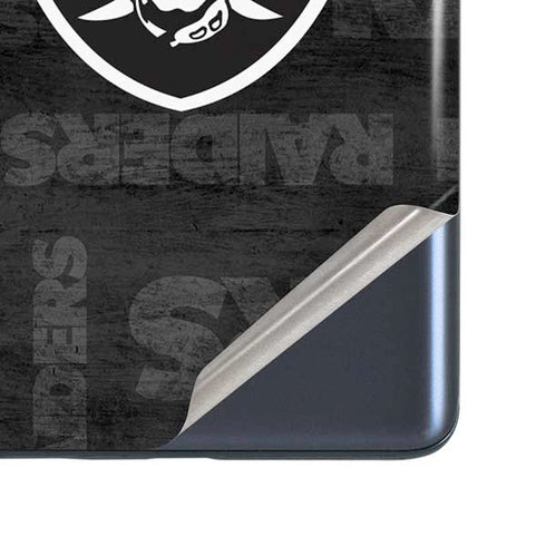 NFL Las Vegas Raiders Black & White Galaxy S20 Fan Edition Skin