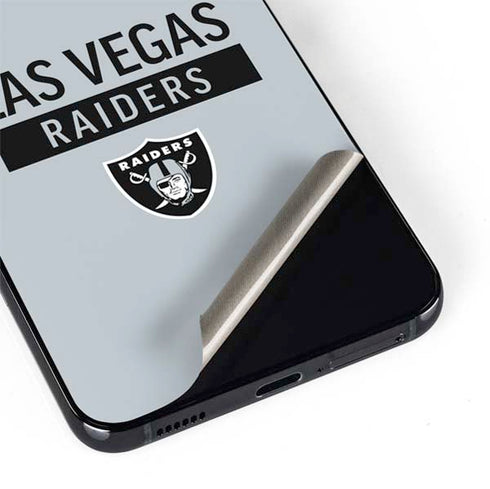 NFL Las Vegas Raiders Silver Performance Series Galaxy S22 Skin
