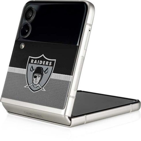 NFL Las Vegas Raiders Vintage Galaxy Z Flip3 5G Skin