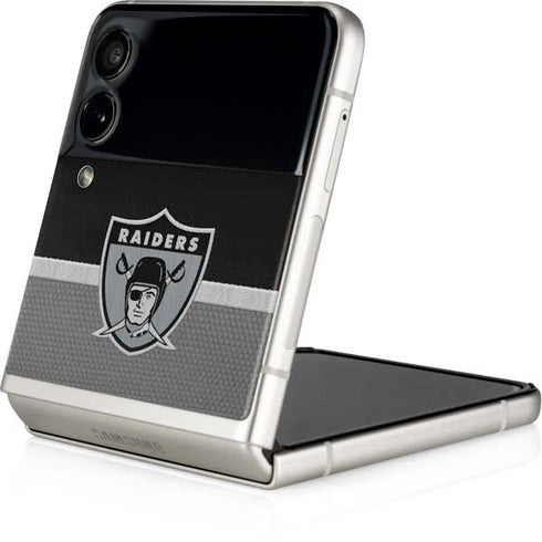 NFL Las Vegas Raiders Vintage Galaxy Z Flip4 5G Skin
