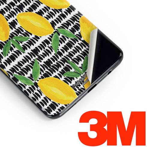 Bouffants and Broken Hearts Lemons 2 Galaxy S10 Skin