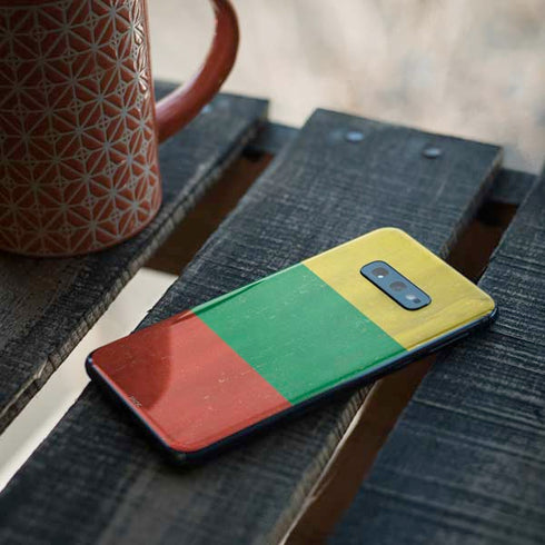 Lithuania Flag Distressed Galaxy S10e Skin
