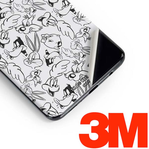 Looney Tunes Looney Squad Black and White Grid Galaxy S10e Skin
