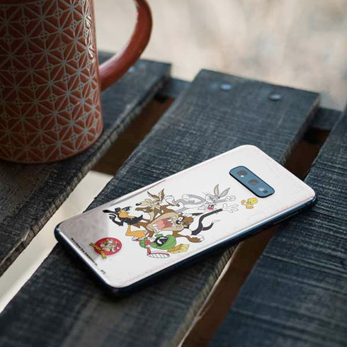 Looney Tunes All Together Galaxy S10e Skin