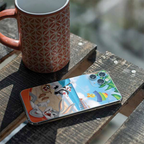 Looney Tunes Beach iPhone 11 Pro Skin