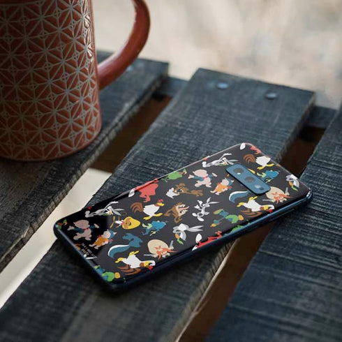 Looney Tunes Identity Pattern Galaxy S10e Skin