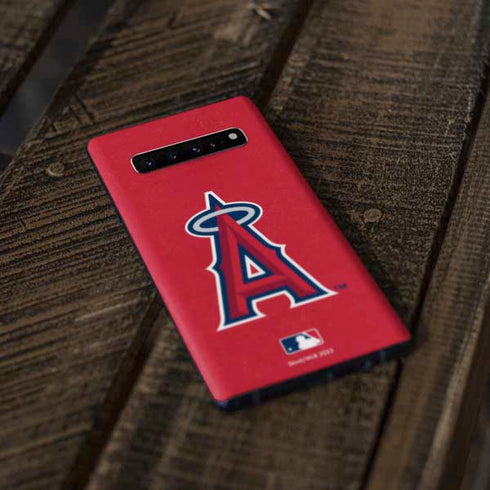 MLB Los Angeles Angels - Solid Distressed Galaxy S10 Plus Skin