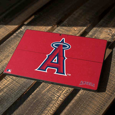 MLB Los Angeles Angels - Solid Distressed Surface Pro 7 Skin