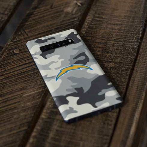 NFL Los Angeles Chargers Camo Galaxy S10 Plus Skin