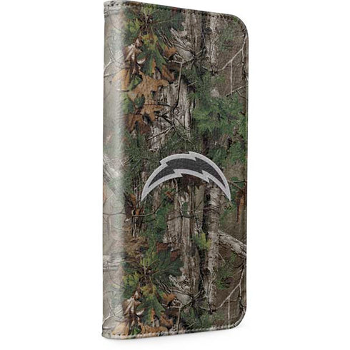 NFL Los Angeles Chargers Realtree Xtra Green Camo iPhone 15 Plus Folio Case