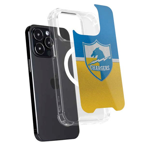 NFL Los Angeles Chargers Vintage iPhone 15 Pro MagSafe Case