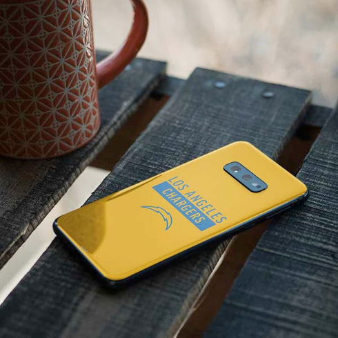 NFL Los Angeles Chargers Yellow Performance Series Galaxy S10e Skin