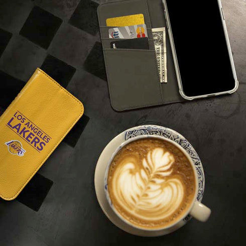 NBA Los Angeles Lakers Standard - Gold iPhone 15 Pro Folio Case