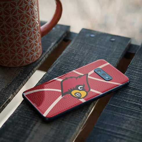 University of Louisville Red Basketball Galaxy S10e Skin