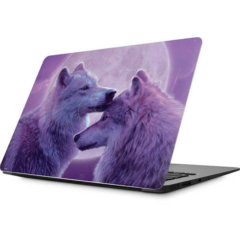 Vincent Hie Loving Wolves Apple MacBook Skin