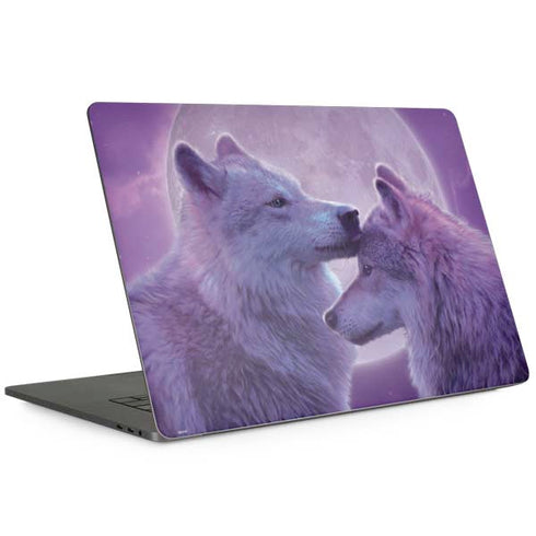 Vincent Hie Loving Wolves Apple MacBook Pro 15-inch Skin