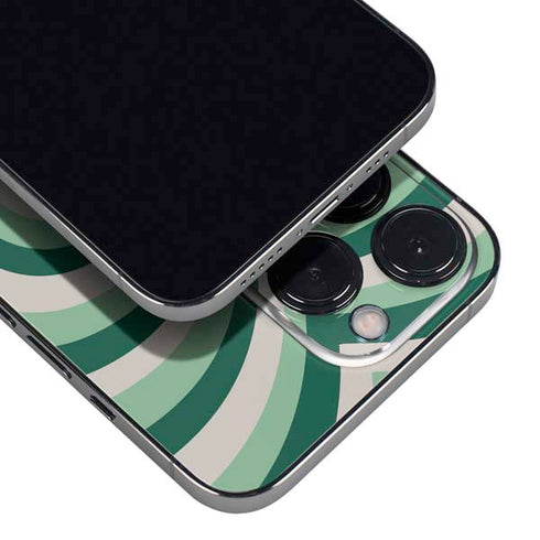 Lucky Heart Pattern iPhone 15 Pro Skin