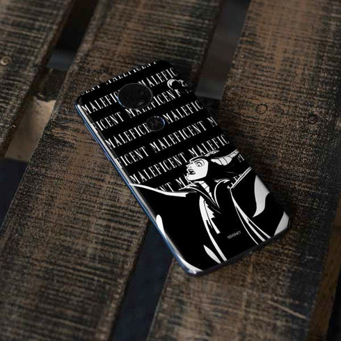 Disney Villains Maleficent Black and White Moto E5 Plus Skin