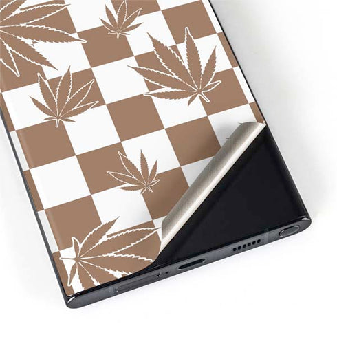 Marijuana Brown Checkered Galaxy S22 Ultra Skin