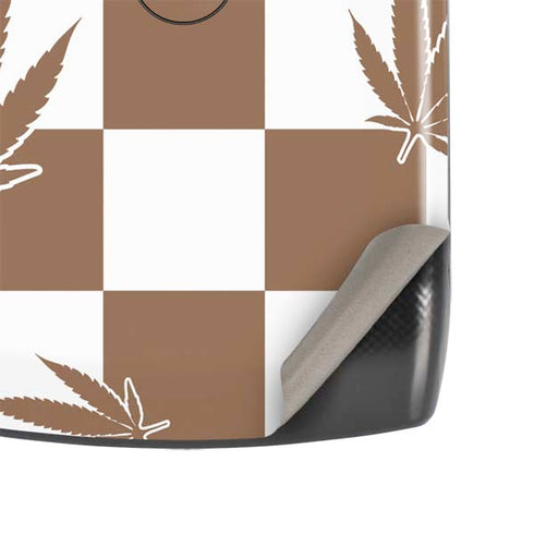 Marijuana Brown Checkered Motorola RAZR Skin