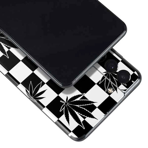 Marijuana Checkered Galaxy S21 Plus 5G Skin