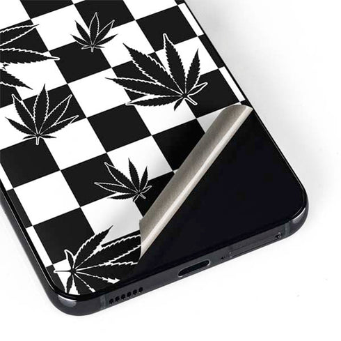Marijuana Checkered Galaxy S22 Skin