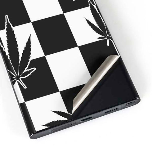 Marijuana Checkered Galaxy S23 Ultra Skin
