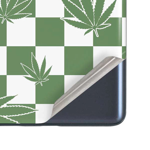Marijuana Green Checkered Galaxy S20 Fan Edition Skin