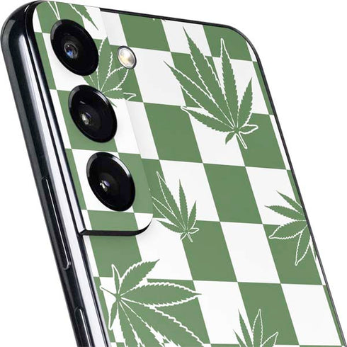 Marijuana Green Checkered Galaxy S22 Skin