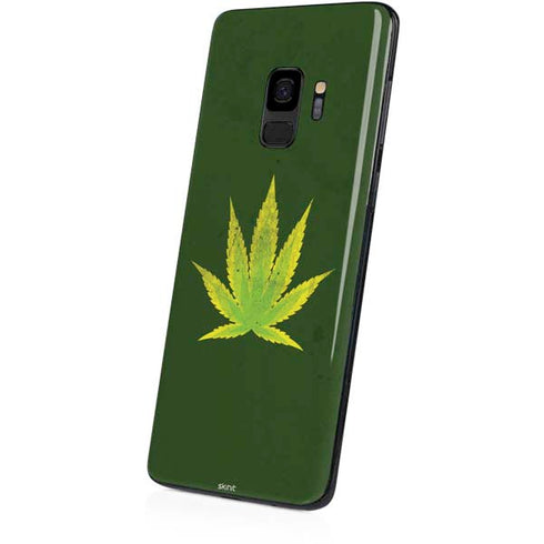 Marijuana Leaf Light Green Galaxy S9 Skin