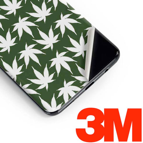 Marijuana Leaf White Pattern Galaxy S10 Skin