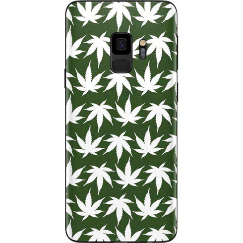 Marijuana Leaf White Pattern Galaxy S9 Skin