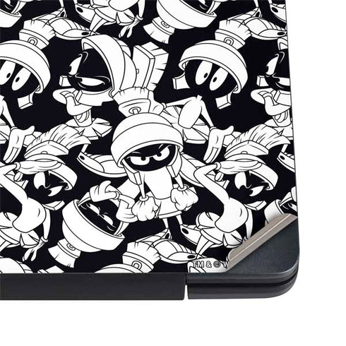 Looney Tunes Marvin Super Sized Pattern Dell Vostro Skin