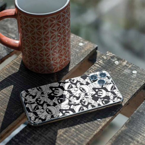 Looney Tunes Marvin Super Sized Pattern iPhone 11 Pro Skin