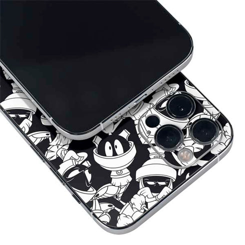 Looney Tunes Marvin Super Sized Pattern iPhone 12 Pro Skin