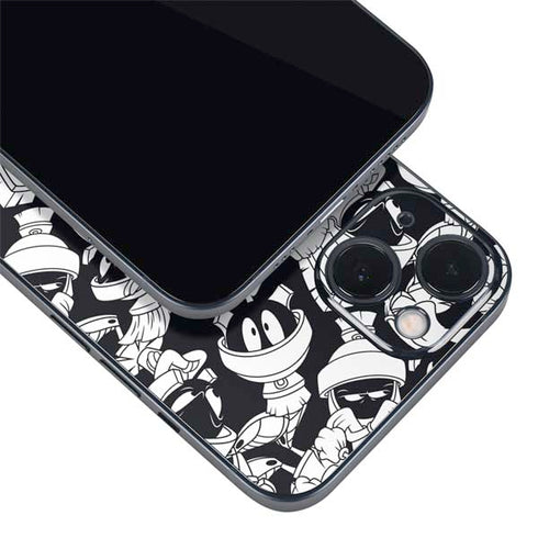 Looney Tunes Marvin Super Sized Pattern iPhone 13 Skin