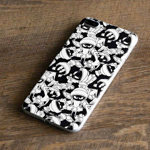Looney Tunes Marvin Super Sized Pattern iPhone 7 Plus Skin
