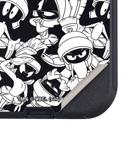 Looney Tunes Marvin Super Sized Pattern Otterbox Defender iPhone Skin
