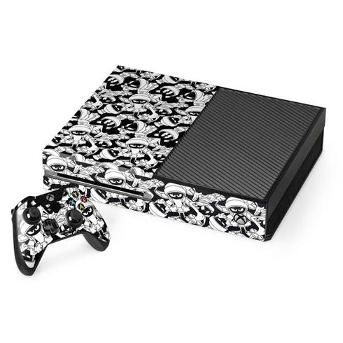 Looney Tunes Marvin Super Sized Pattern Xbox One Console and Controller Bundle Skin