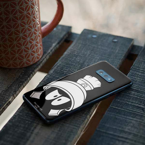 Looney Tunes Marvin the Martian Black and White Galaxy S10e Skin