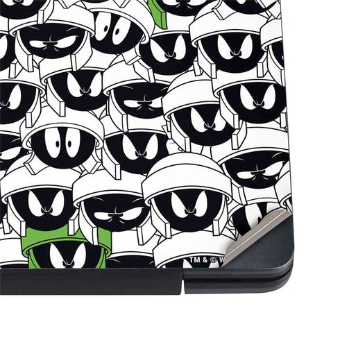 Looney Tunes Marvin the Martian Super Sized Dell Vostro Skin