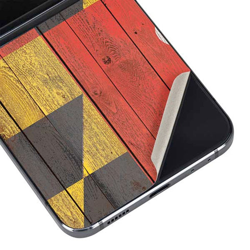 Maryland Flag Dark Wood Galaxy Z Flip5 5G Skin
