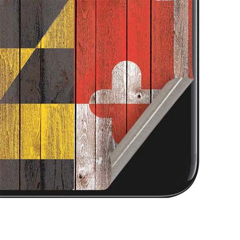 Maryland Flag Dark Wood iPhone SE (2nd & 3rd Gen) Skin