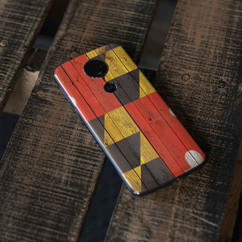 Maryland Flag Dark Wood Moto E5 Plus Skin