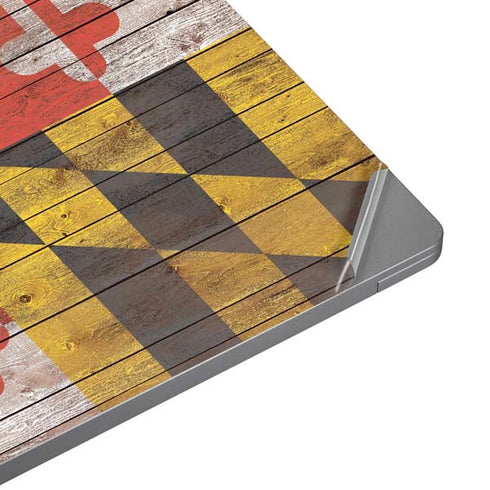 Maryland Flag Dark Wood Universal Laptop 16in (13 x 9.4in) Skin