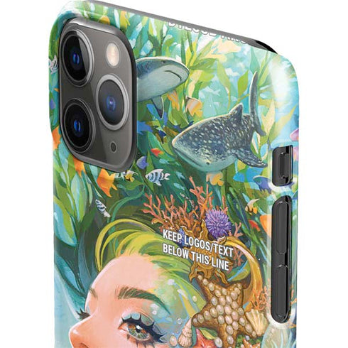 Mermaid with Sea Stars in Her Hair by Ivy Dolamore iPhone 11 Pro Max Lite Case