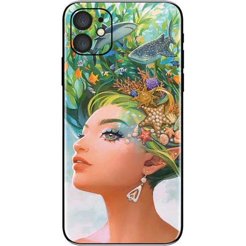 Mermaid with Sea Stars in Her Hair by Ivy Dolamore iPhone 11 Skin