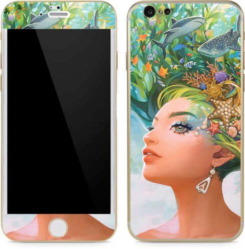 Mermaid with Sea Stars in Her Hair by Ivy Dolamore iPhone 6/6s Skin