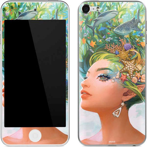 Mermaid with Sea Stars in Her Hair by Ivy Dolamore Apple iPod Skin