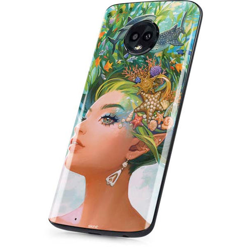 Mermaid with Sea Stars in Her Hair by Ivy Dolamore Moto G6 Skin